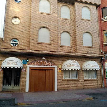 Hotel Miraflores Alcobendas Zewnętrze zdjęcie